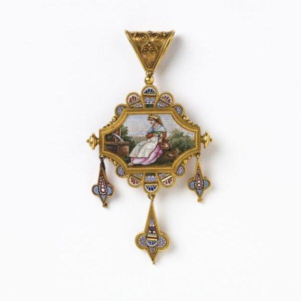 Pendant