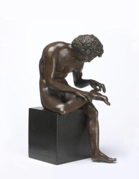Statuette