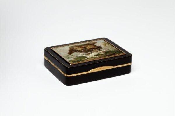 Snuffbox