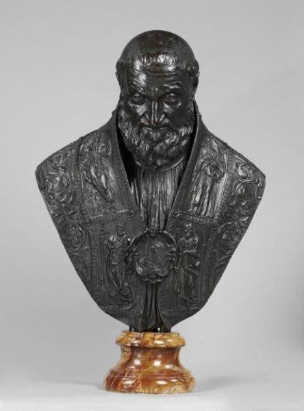 Bust